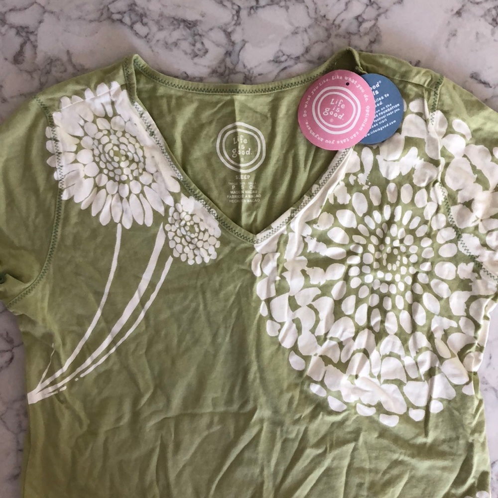 Life is Good Sleep shirt, S, New
